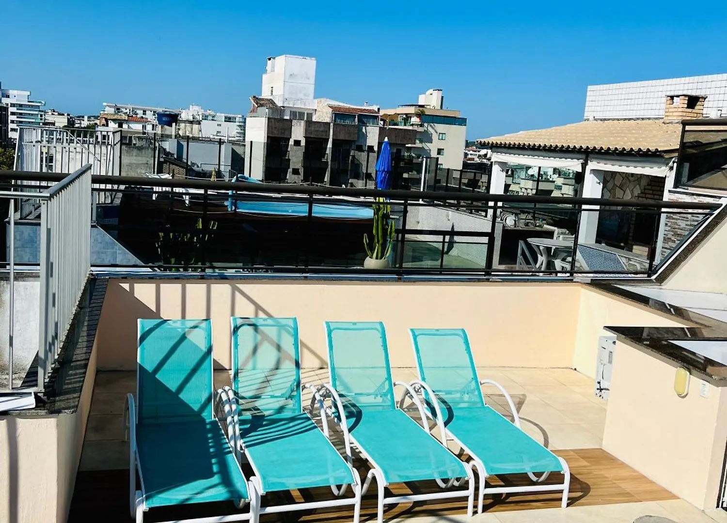 Triplex Na Praia Do Forte Em Cabo Frio 0*,  Brazil