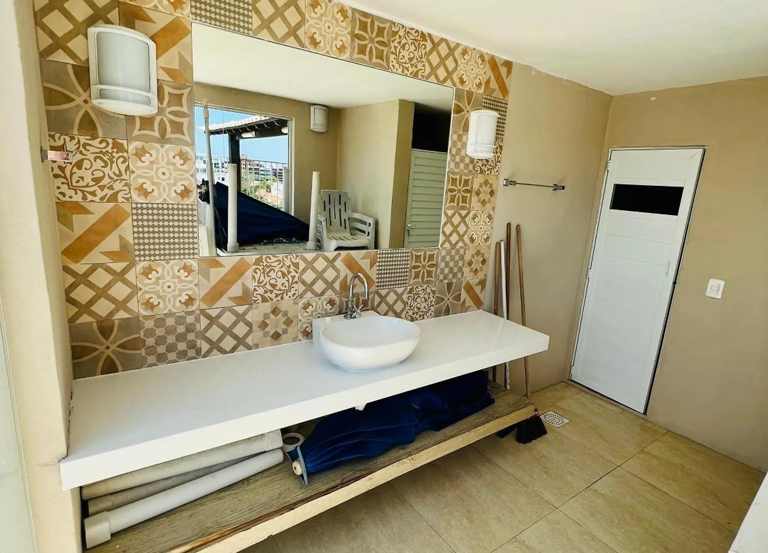 Triplex Na Praia Do Forte Em Cabo Frio 0*,